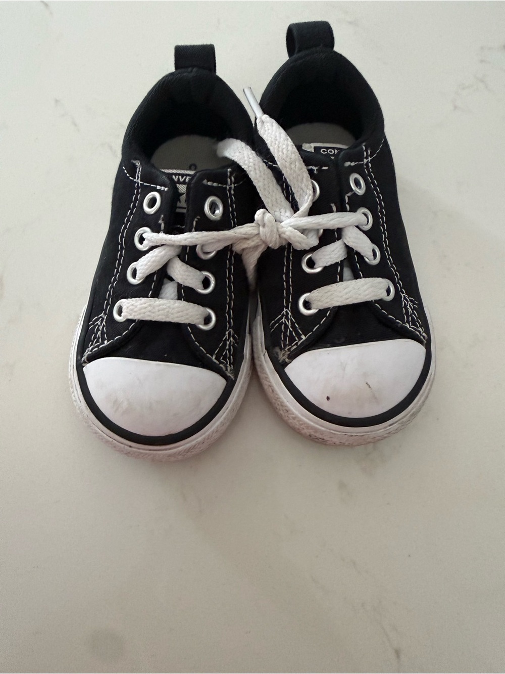 Converse Kids Black Canvas Lace-Up Sneakers with White Trim size 5